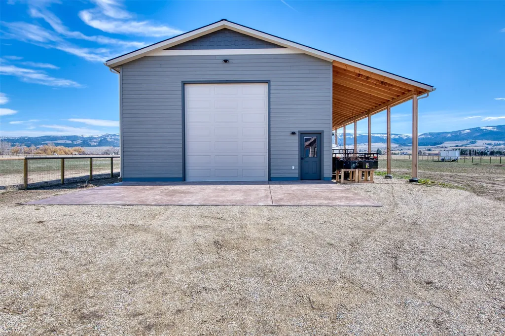4574 Broken Spoke Road Stevensville MT 59870
