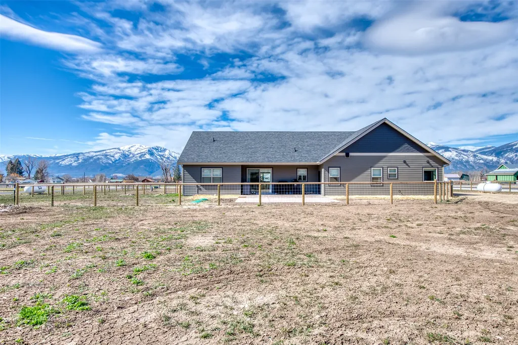 4574 Broken Spoke Road Stevensville MT 59870