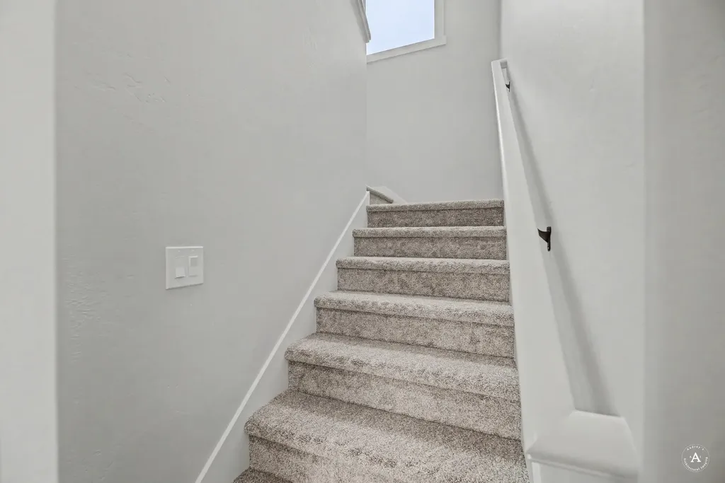 2913 Adam Run Avenue Helena MT 59601