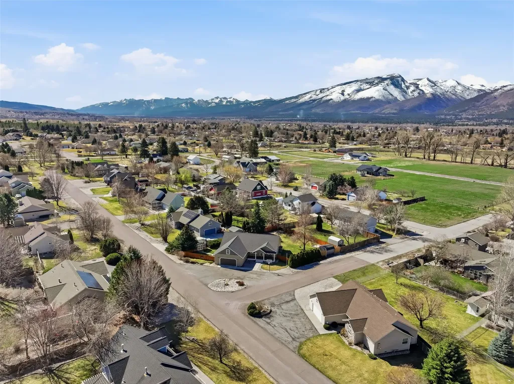 231 Merganser Lane Hamilton MT 59840