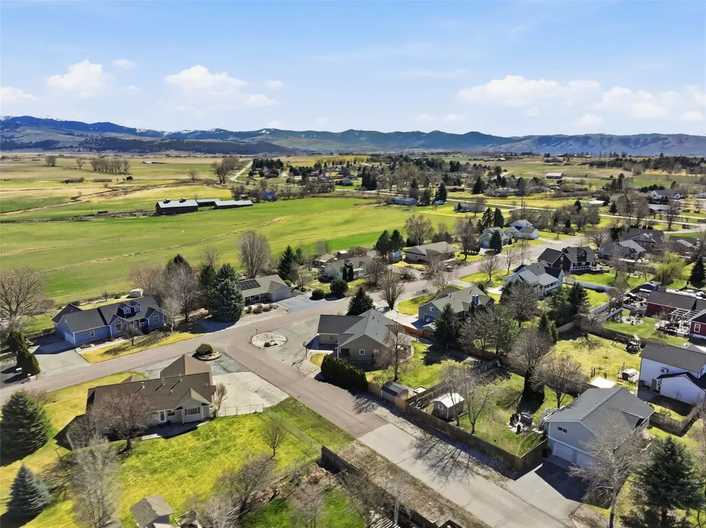 231 Merganser Lane Hamilton MT 59840