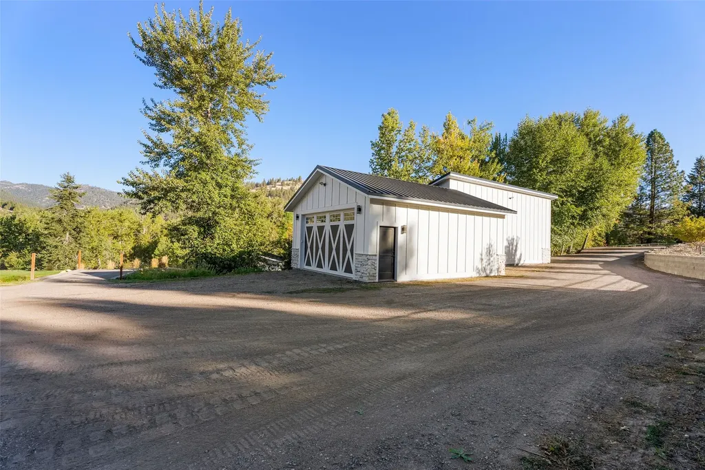 8350 Vann Drive Lolo MT 59847
