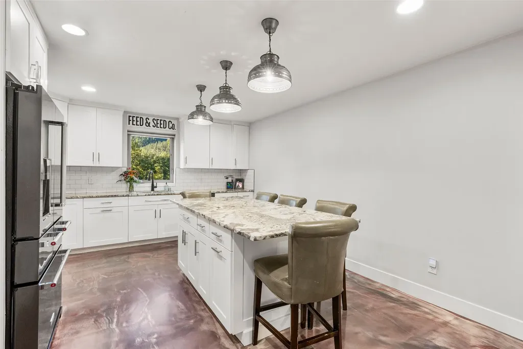 8350 Vann Drive Lolo MT 59847