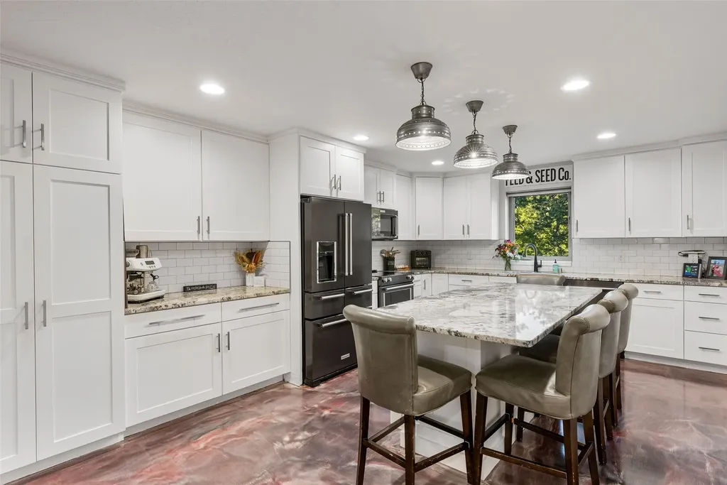 8350 Vann Drive Lolo MT 59847