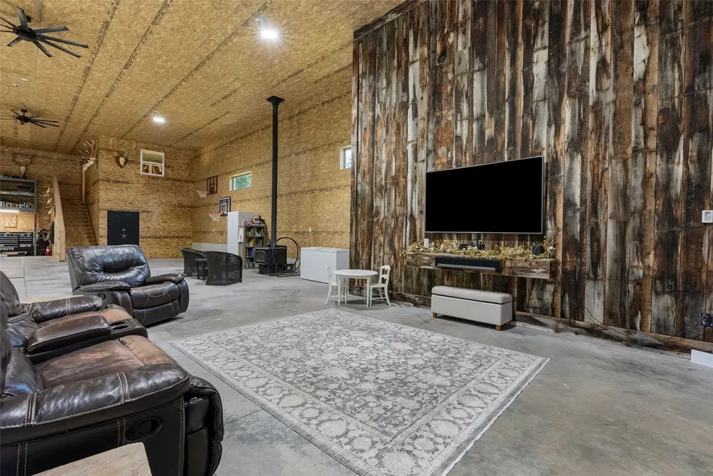 8350 Vann Drive Lolo MT 59847