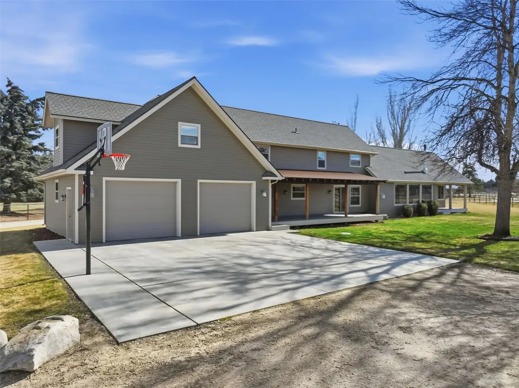 340 Selway View Road Corvallis MT 59828