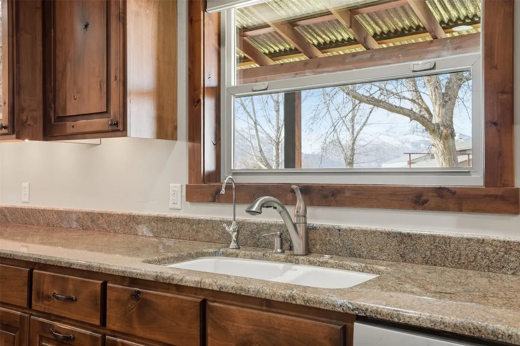 340 Selway View Road Corvallis MT 59828
