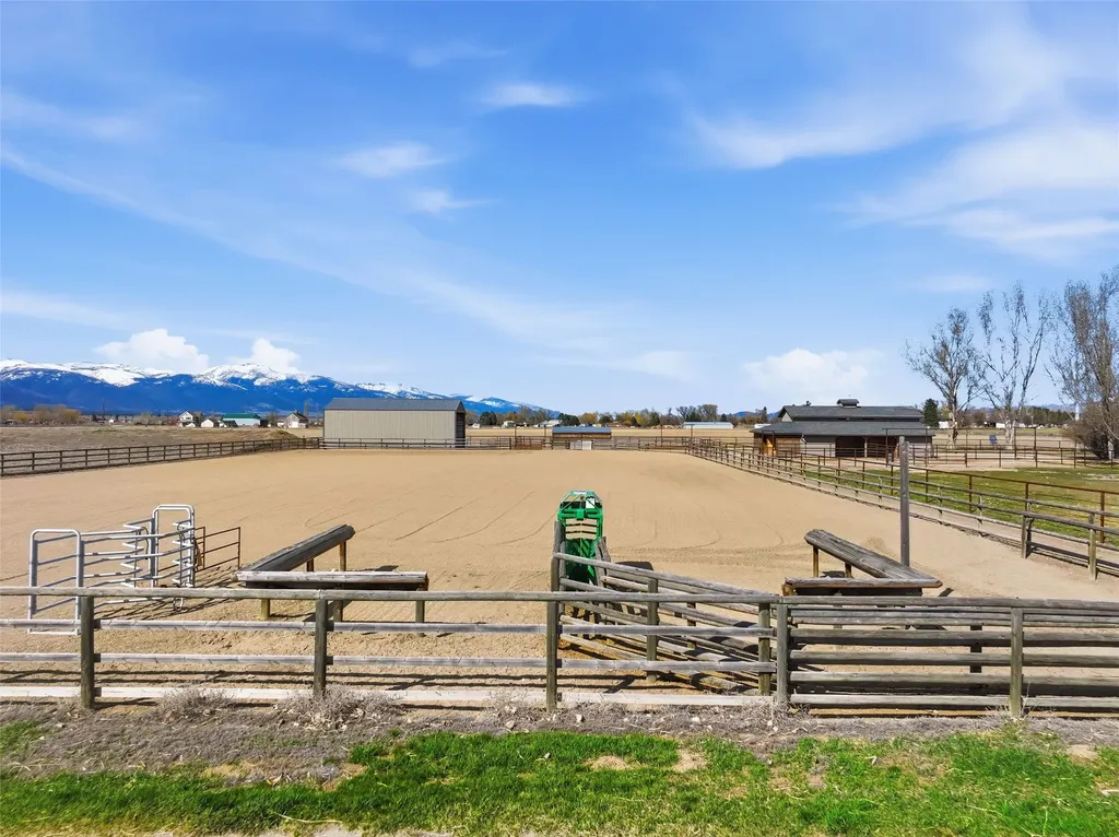 340 Selway View Road Corvallis MT 59828