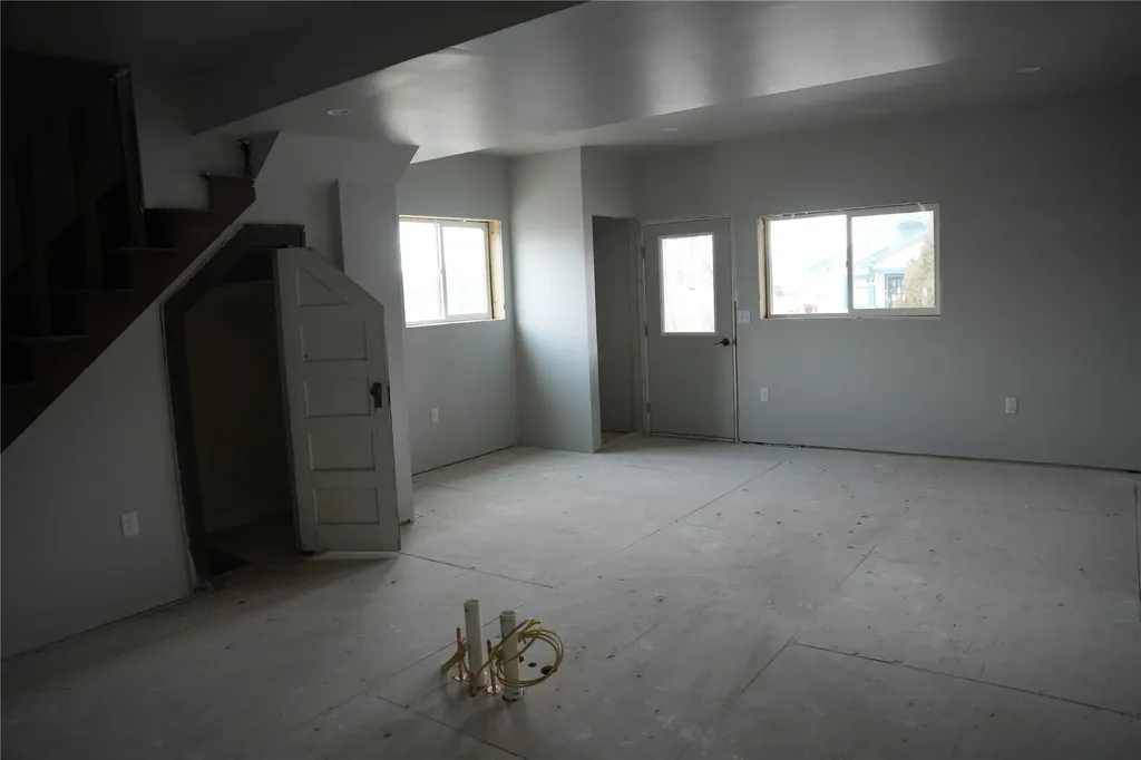 664 Travonia Street Butte MT 59701