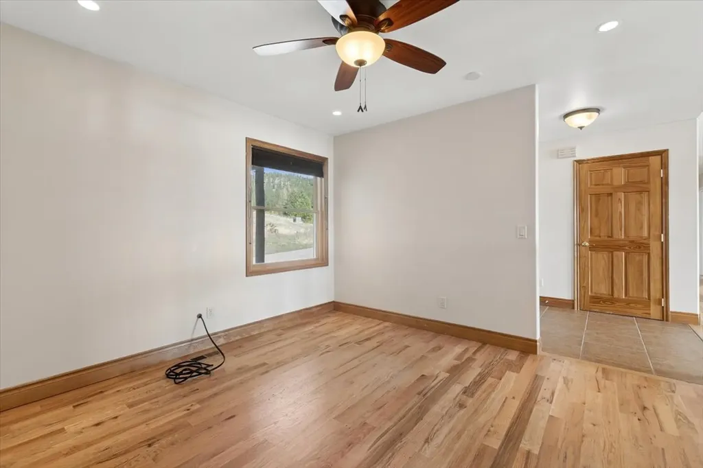 20630 Rimrock Drive Rollins MT 59931