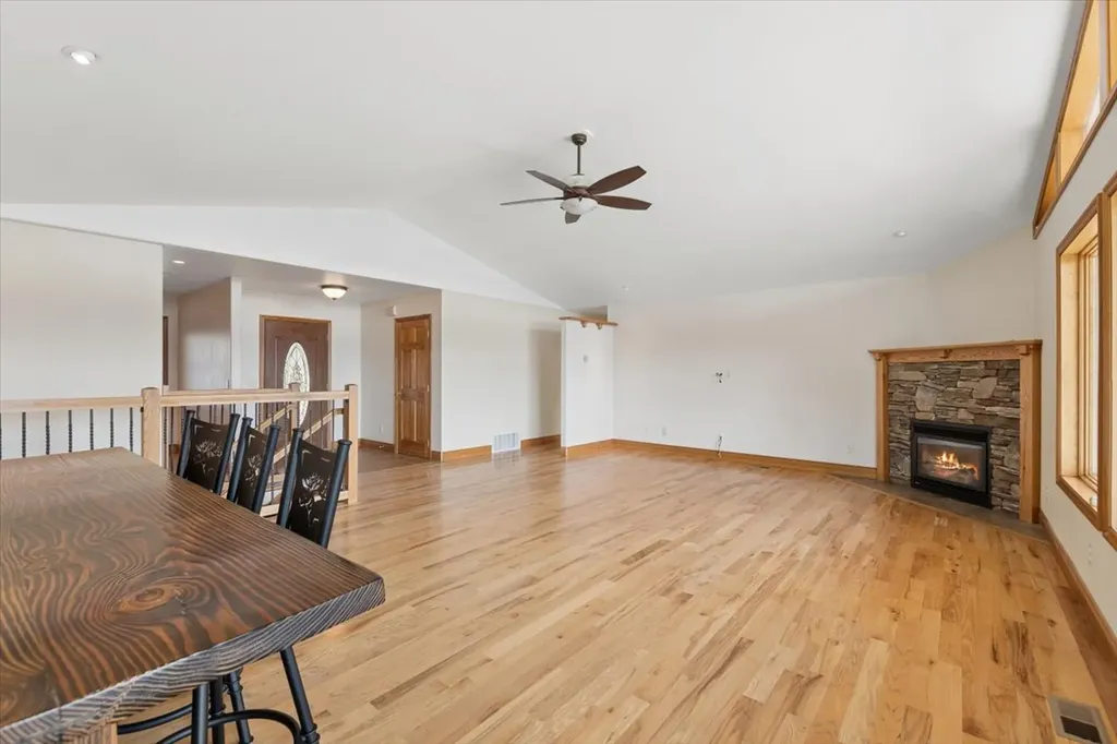 20630 Rimrock Drive Rollins MT 59931