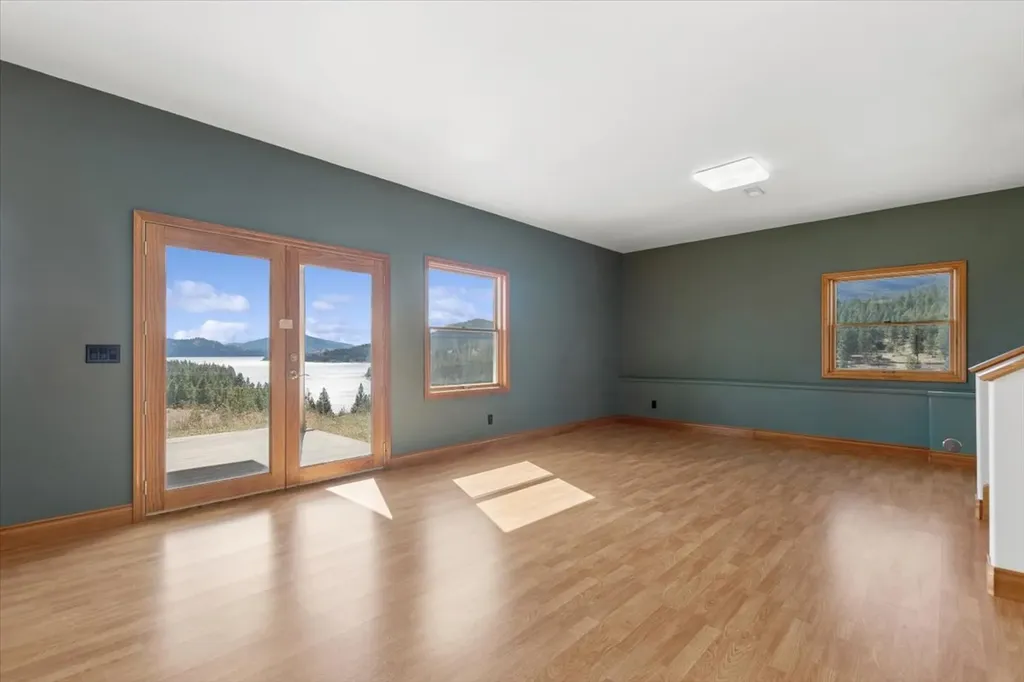 20630 Rimrock Drive Rollins MT 59931