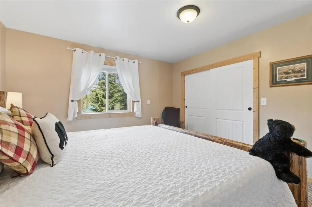 103 E Many Lakes Drive Kalispell MT 59901