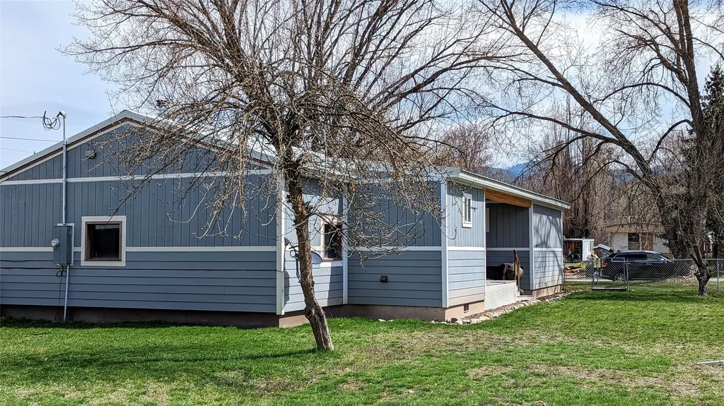519 E 4th Street Libby MT 59923