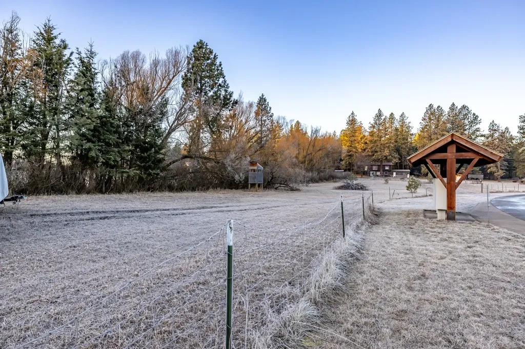 100 Lynnewood Drive Columbia Falls MT 59912