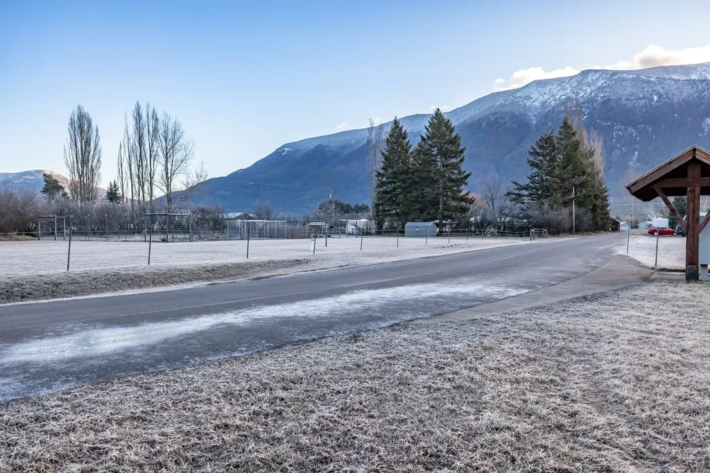 100 Lynnewood Drive Columbia Falls MT 59912