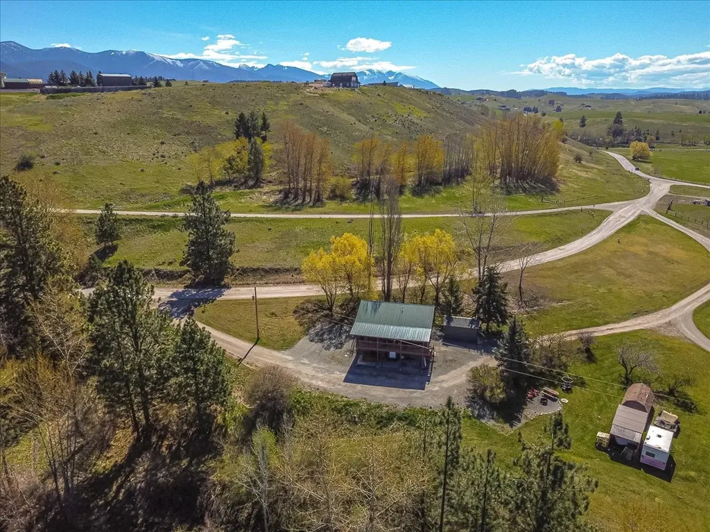 125 Spring Lane Eureka MT 59917