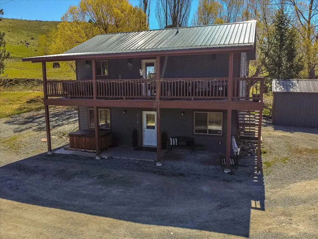 125 Spring Lane Eureka MT 59917