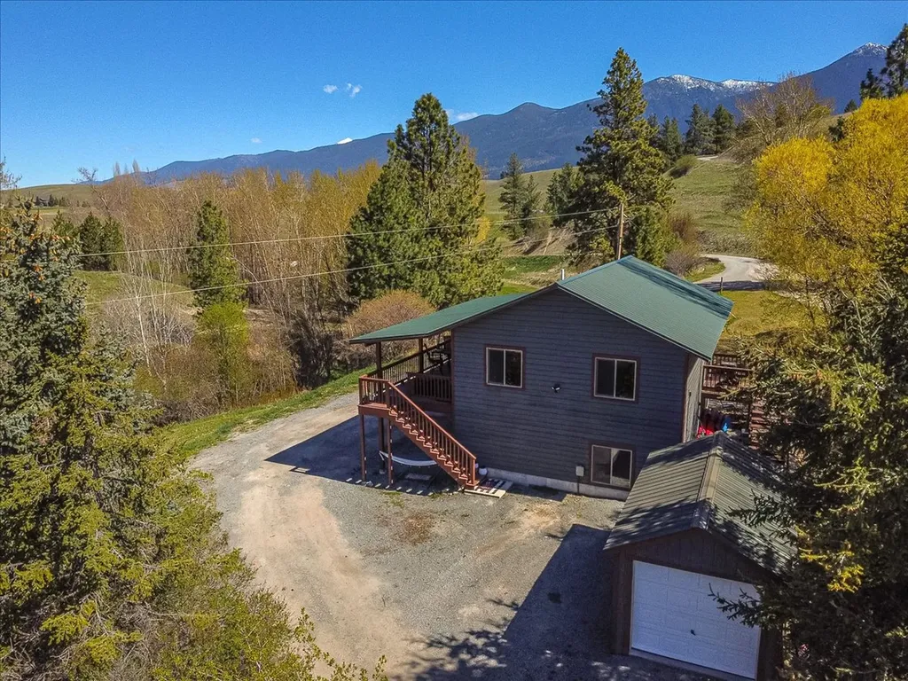 125 Spring Lane Eureka MT 59917