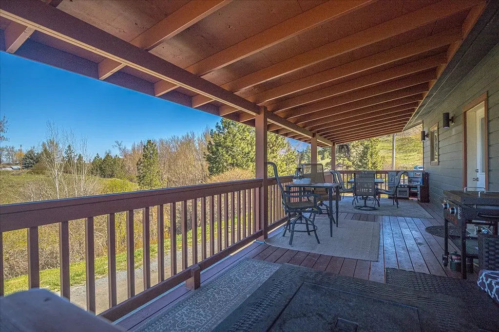 125 Spring Lane Eureka MT 59917