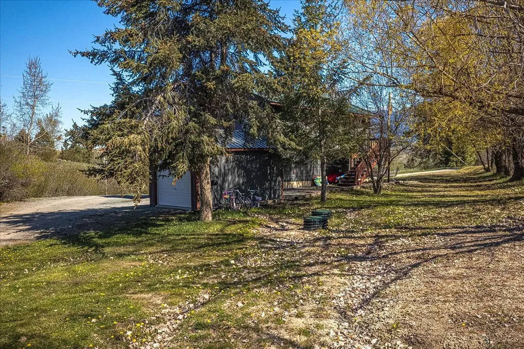 125 Spring Lane Eureka MT 59917
