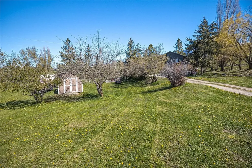 125 Spring Lane Eureka MT 59917