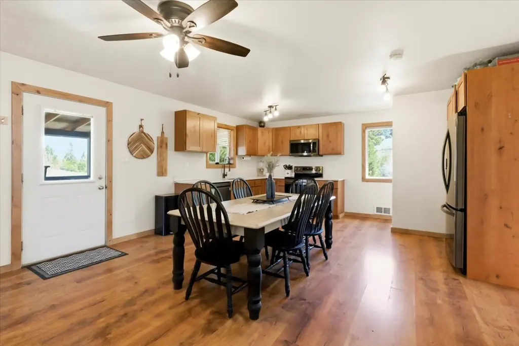 125 Spring Lane Eureka MT 59917