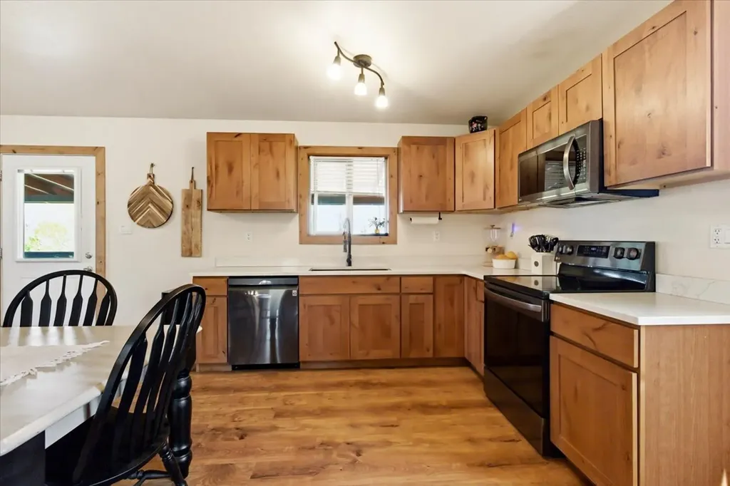 125 Spring Lane Eureka MT 59917