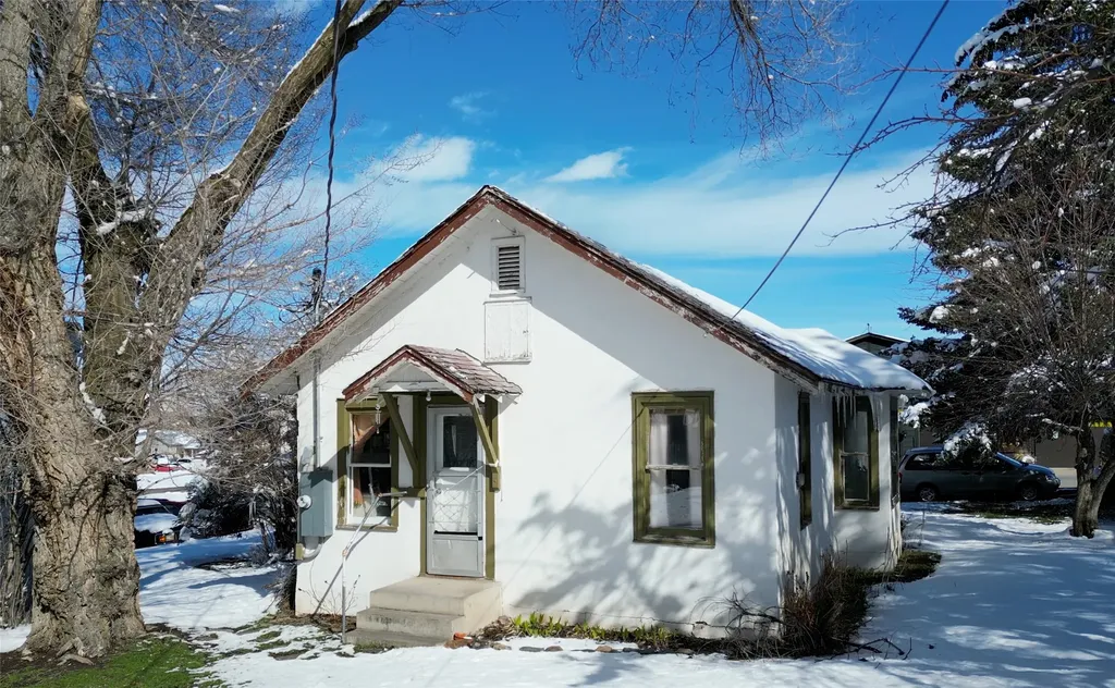 101 1st Avenue N Hot Springs MT 59845