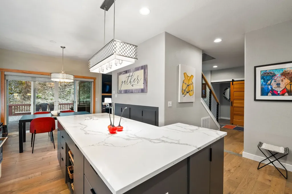 256 Eagle Bend Drive Bigfork MT 59911