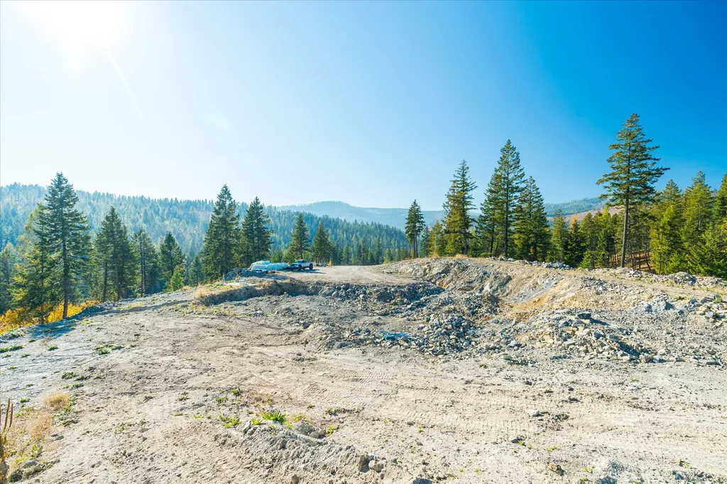 410 Blacktail Heights Road Lakeside MT 59922