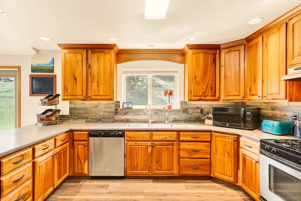 817 Ponderosa Drive Hamilton MT 59840