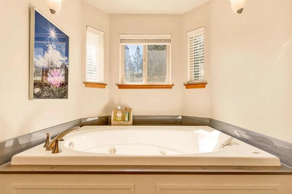 817 Ponderosa Drive Hamilton MT 59840