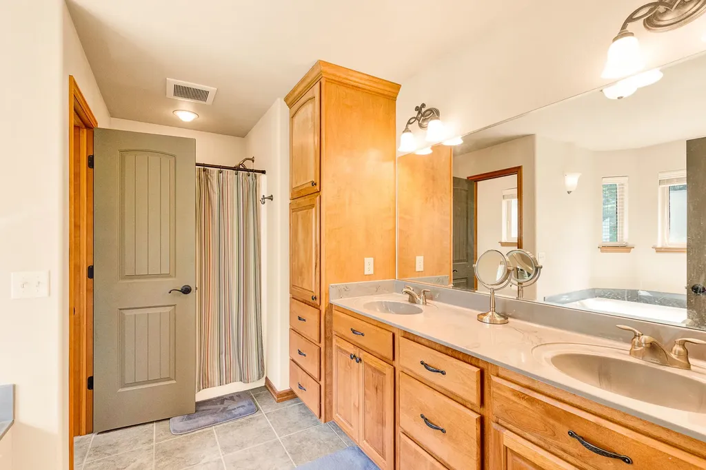 817 Ponderosa Drive Hamilton MT 59840