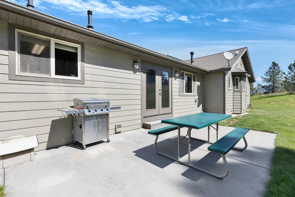 817 Ponderosa Drive Hamilton MT 59840