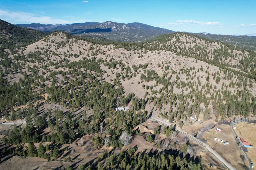 Tract A-2 Clancy Creek Road Clancy MT 59634
