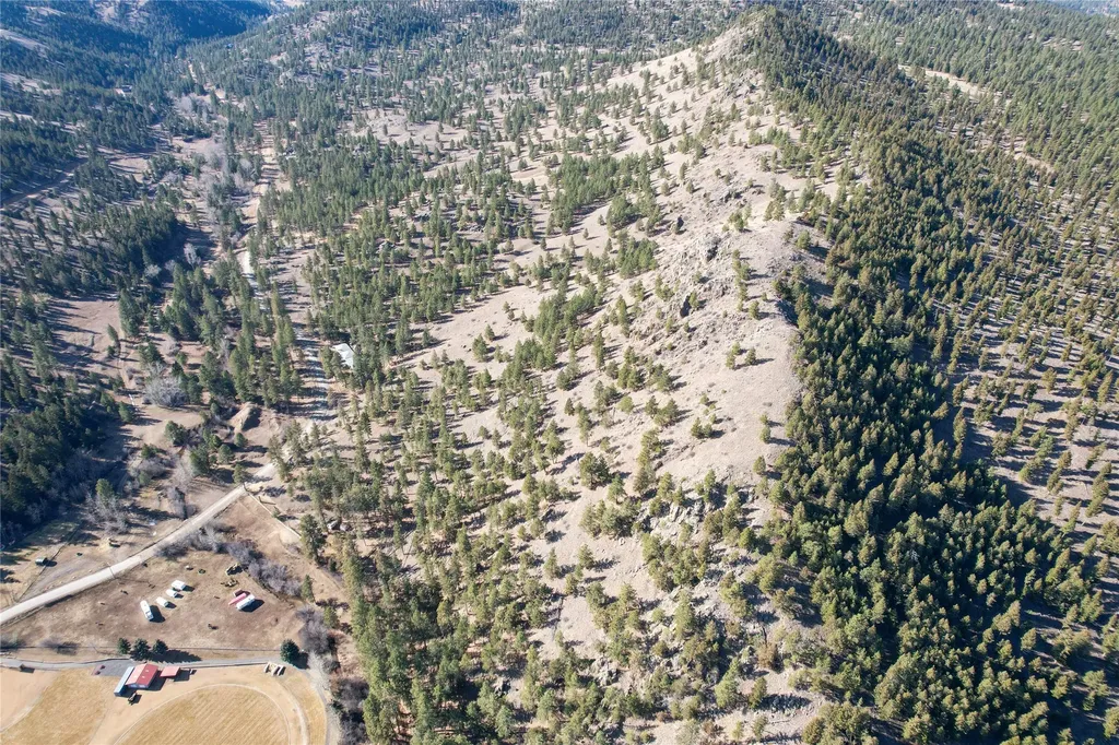 Tract A-2 Clancy Creek Road Clancy MT 59634