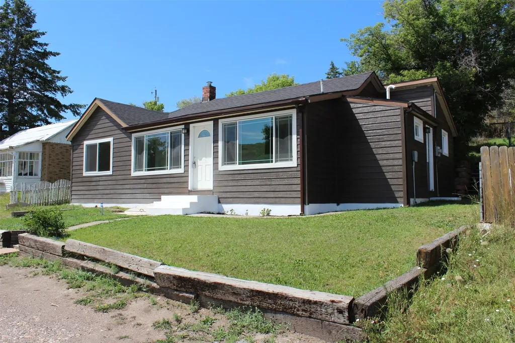 40 Crane Avenue Stockett MT 59480