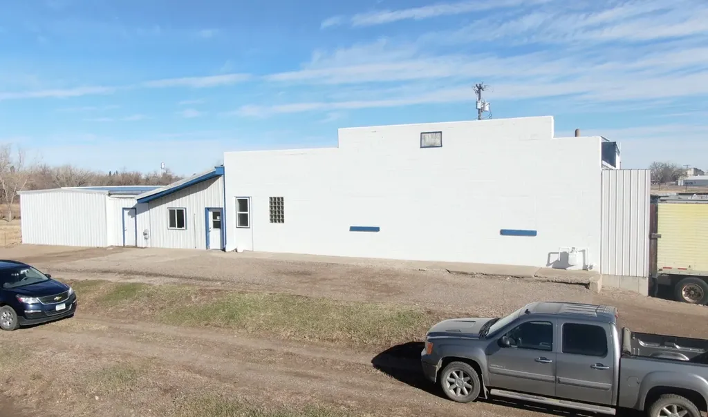 760 9th Street E Chinook MT 59523