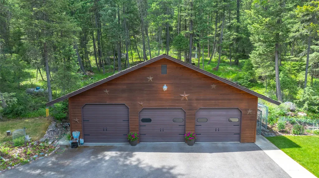 125 Wagon Wheel Road Whitefish MT 59937