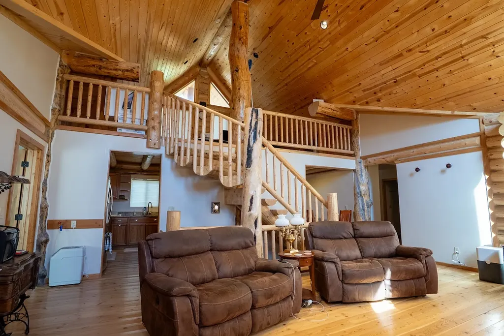 1009 Bourne Loop Victor MT 59875