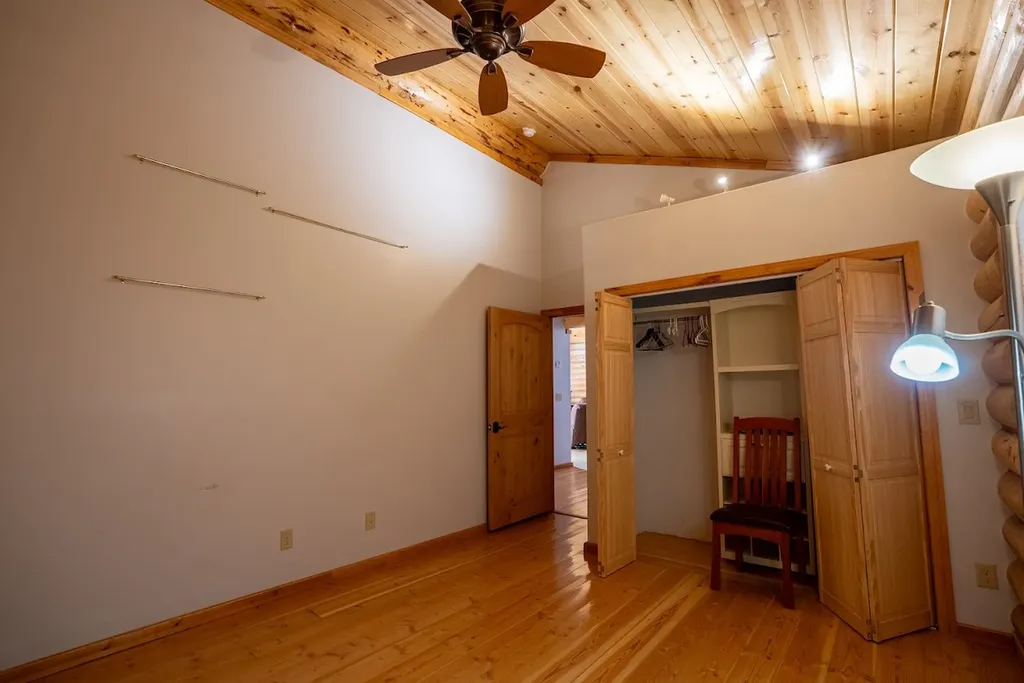 1009 Bourne Loop Victor MT 59875