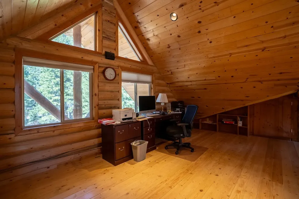 1009 Bourne Loop Victor MT 59875