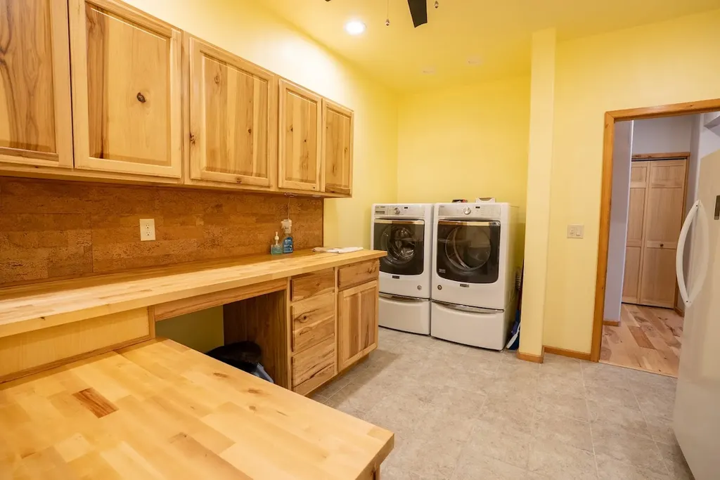1009 Bourne Loop Victor MT 59875