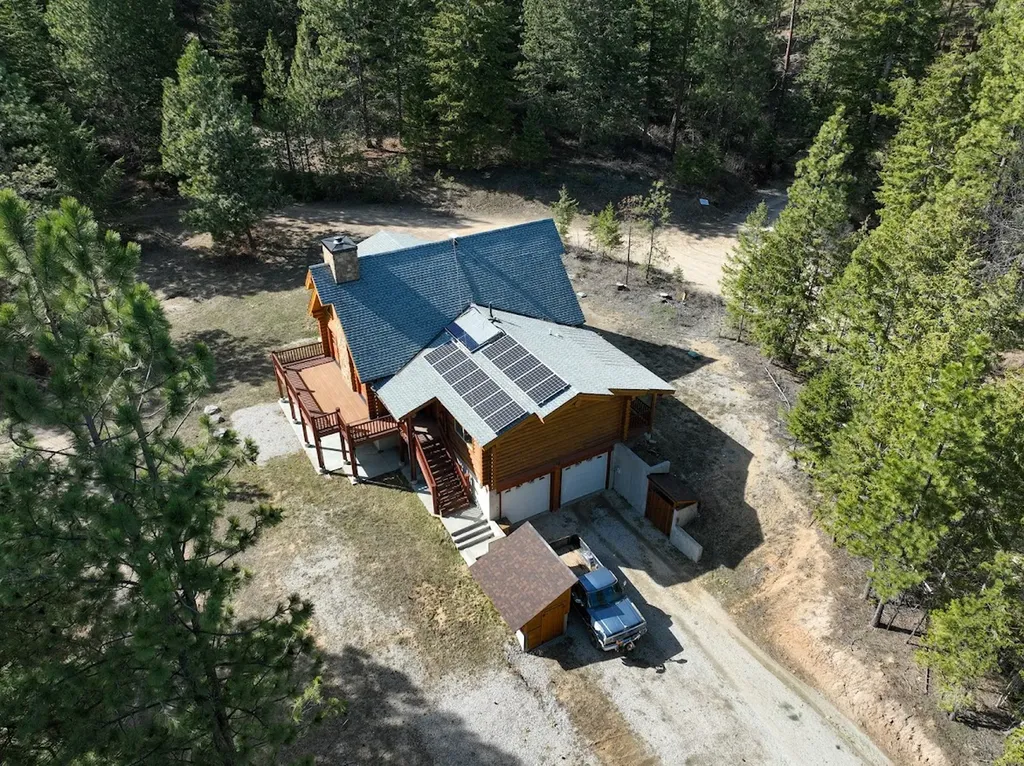 1009 Bourne Loop Victor MT 59875