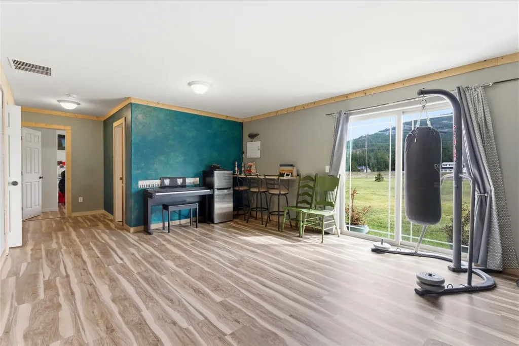 28 W Ashley Hills Drive Kalispell MT 59901