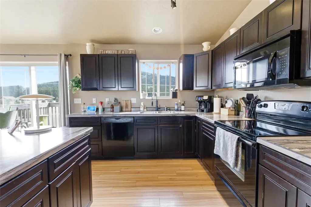 28 W Ashley Hills Drive Kalispell MT 59901