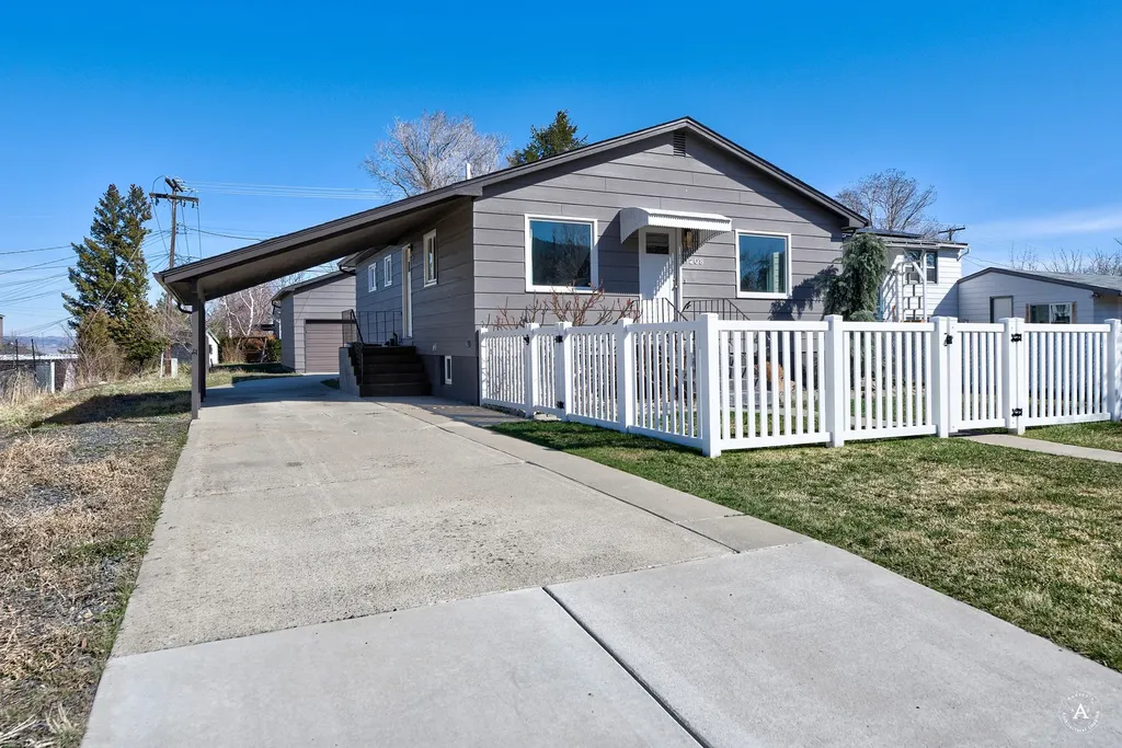 1208 Highland Street Helena MT 59601