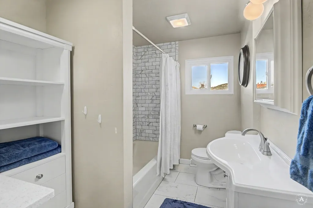 1208 Highland Street Helena MT 59601