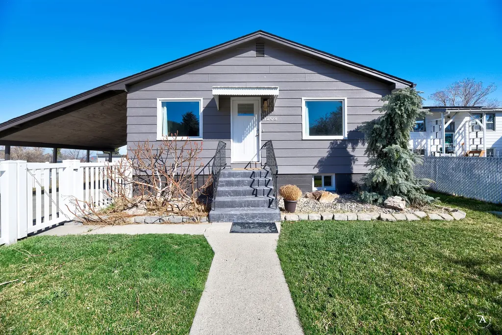 1208 Highland Street Helena MT 59601